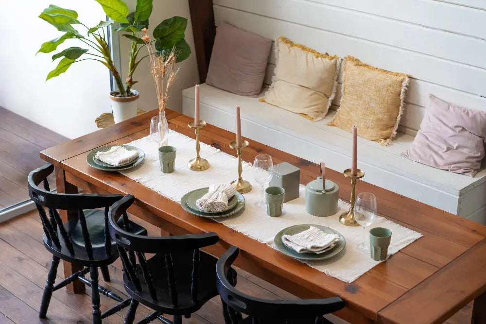 Une table à manger pour un salon moderne ? Une sélection reborn