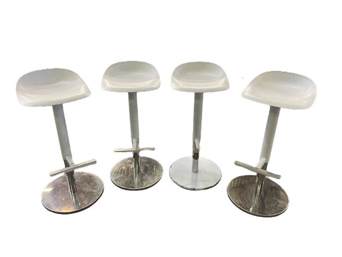 Lot de 4 tabourets hauts avec pieds métal