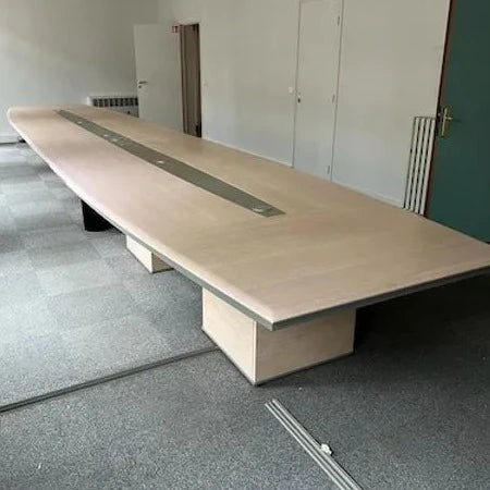 Grande table de réunion en bois 20 personnes