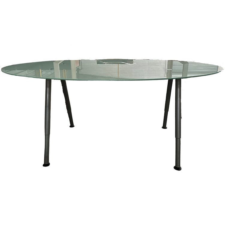 Table en verre ovale avec pieds réglables