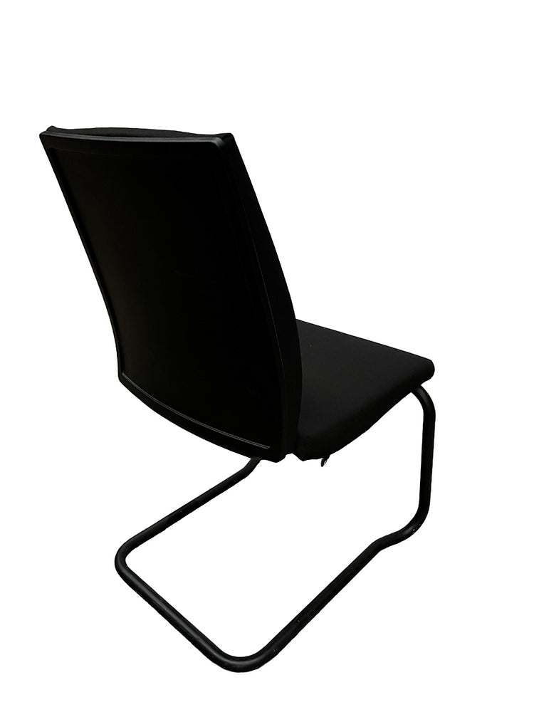 Chaise visiteur design SEDUS noir